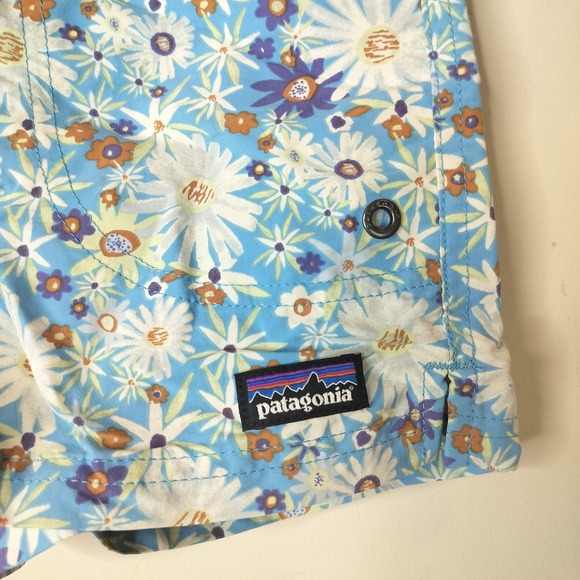 Patagonia Girls Costa Rica 3" Baggies Shorts Floral - Picture 5 of 8